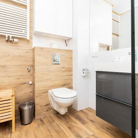 Gdn Airport Studio By Renters Lejlighed Gdańsk